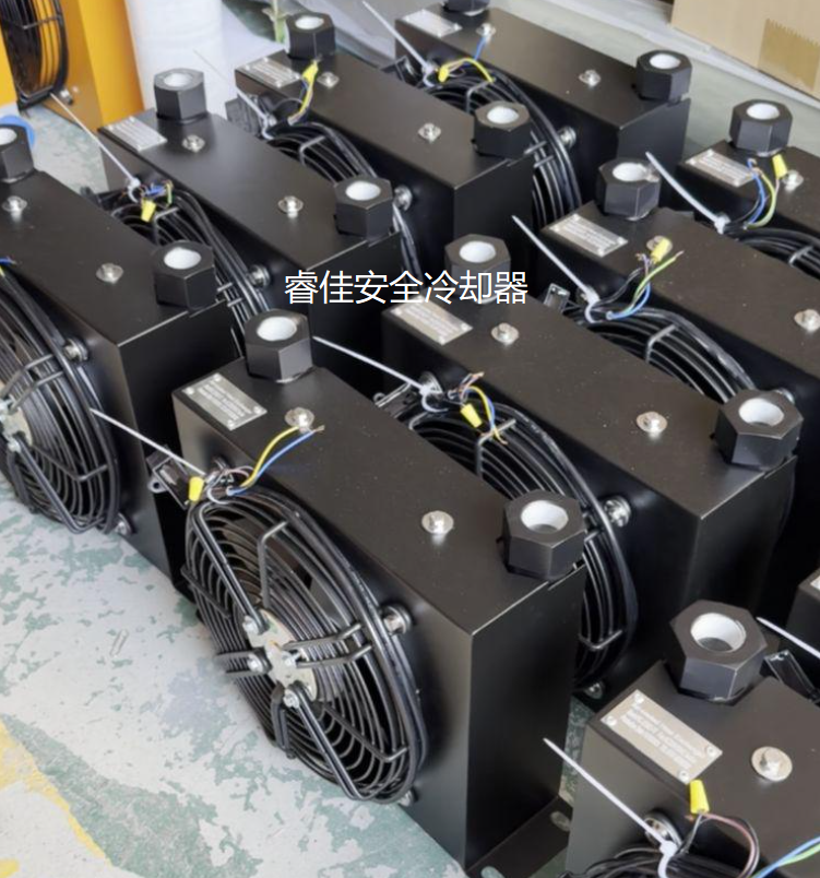 风冷式冷却器打包发货